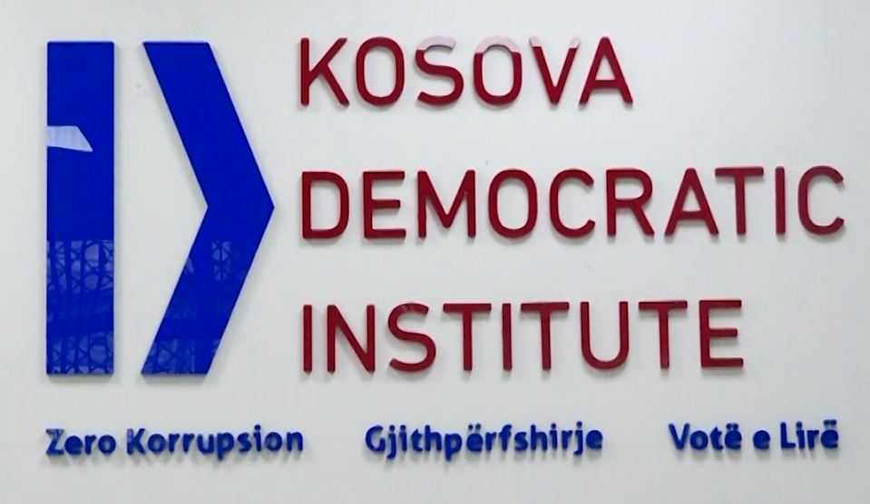 Instituti Demokratik i Kosovës mban tryezë diskutimi