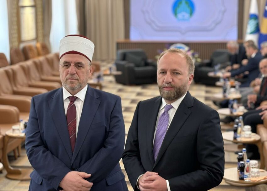 PDK-ja viziton Bashkësinë Islame për Kurban Bajram: Të jemi pranë atyre që kanë nevojë