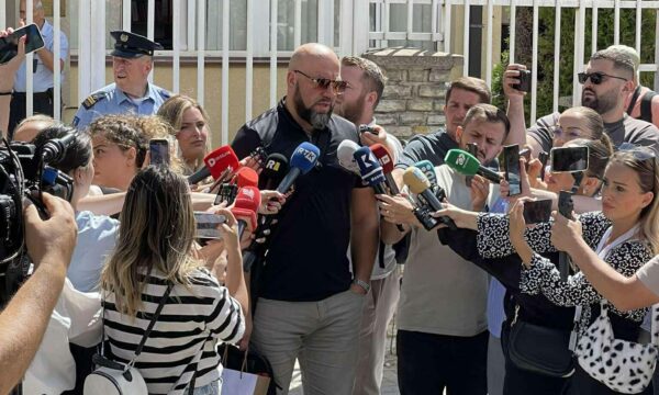 Avokati i familjes Zejnullahu nuk u lejua në seancë: Familja e meriton një qasje dinjitoze