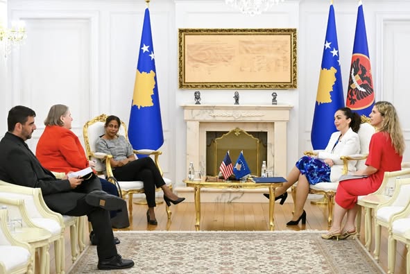 Presidentja Osmani priti në takim të ngarkuarën me punë të SHBA-ve, Anu Prattipati