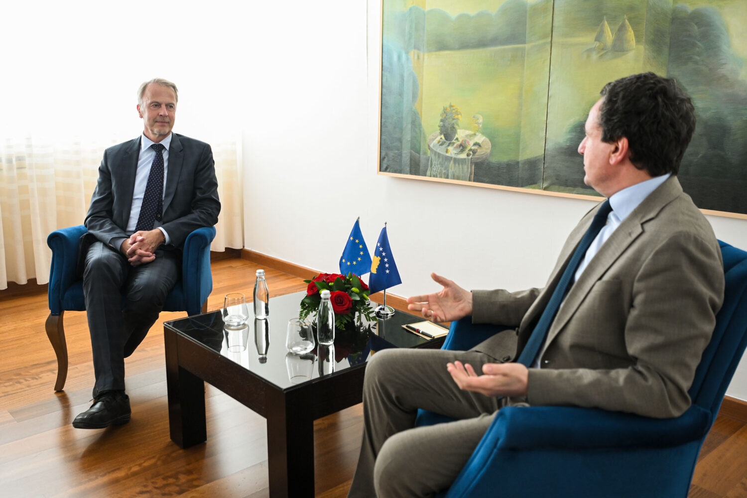 Orav ia dorëzon Kurtit sot Raportin për Vendin 2025 për Kosovën nga Komisioni Evropian