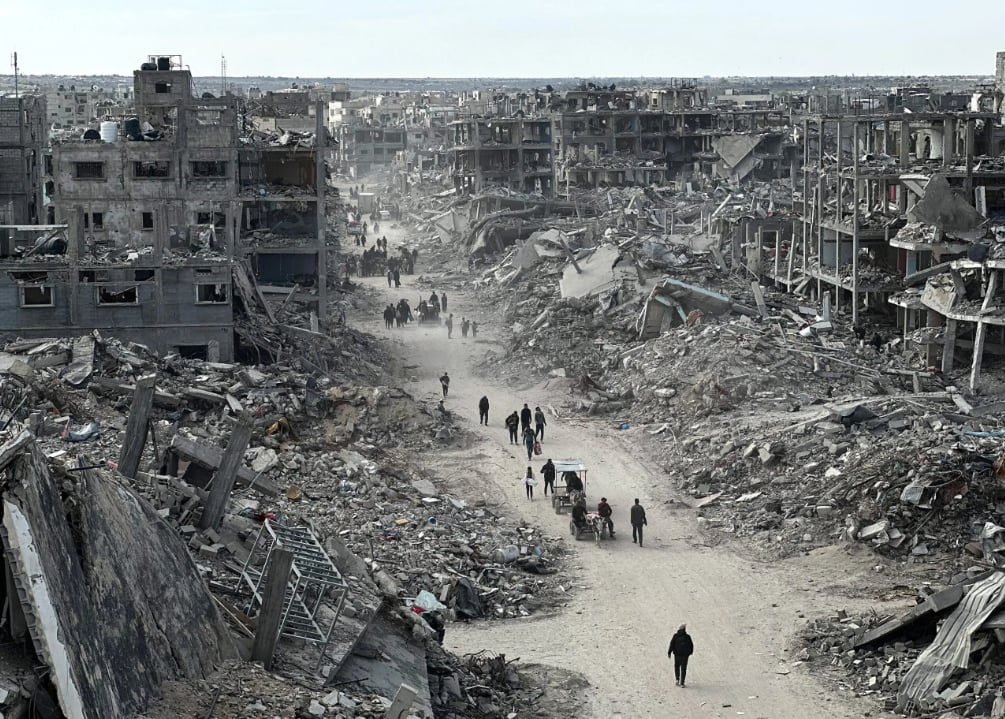 Mbi Palestinë nukfluturojnë melaqet-Visar Zeka        