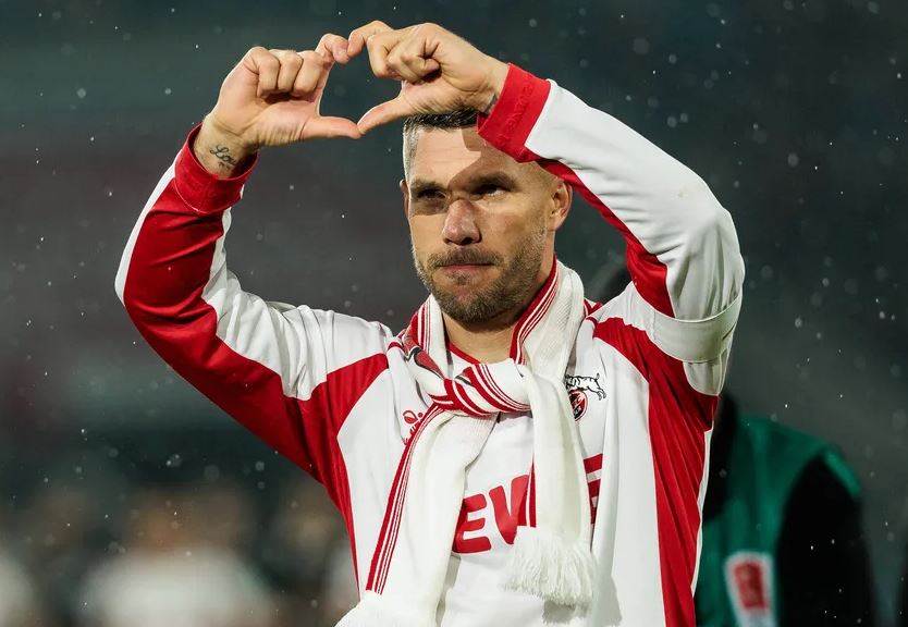 Pensionohet Podolski, kampioni i botës