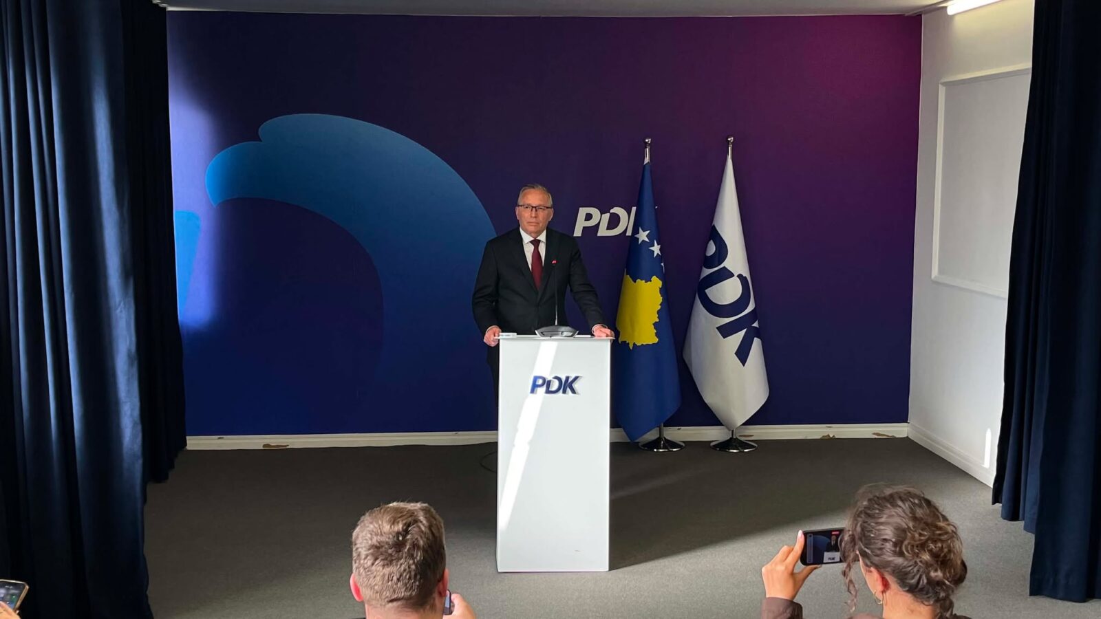 Hamza: Fatmir Limaj nuk do të jetë pjesë e listës së PDK-së