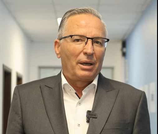 Bedri Hamza: PDK e hapur për gra e burra të aftë nga Kosova dhe diaspora