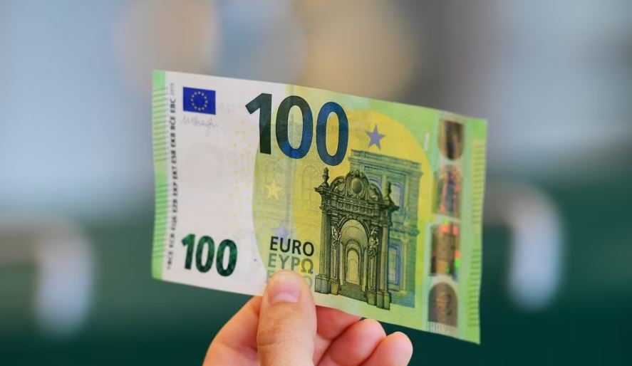 100 eurot pritet të ekzekutohen sot, Ministria jep edhe një mundësi për aplikuesit me gabime