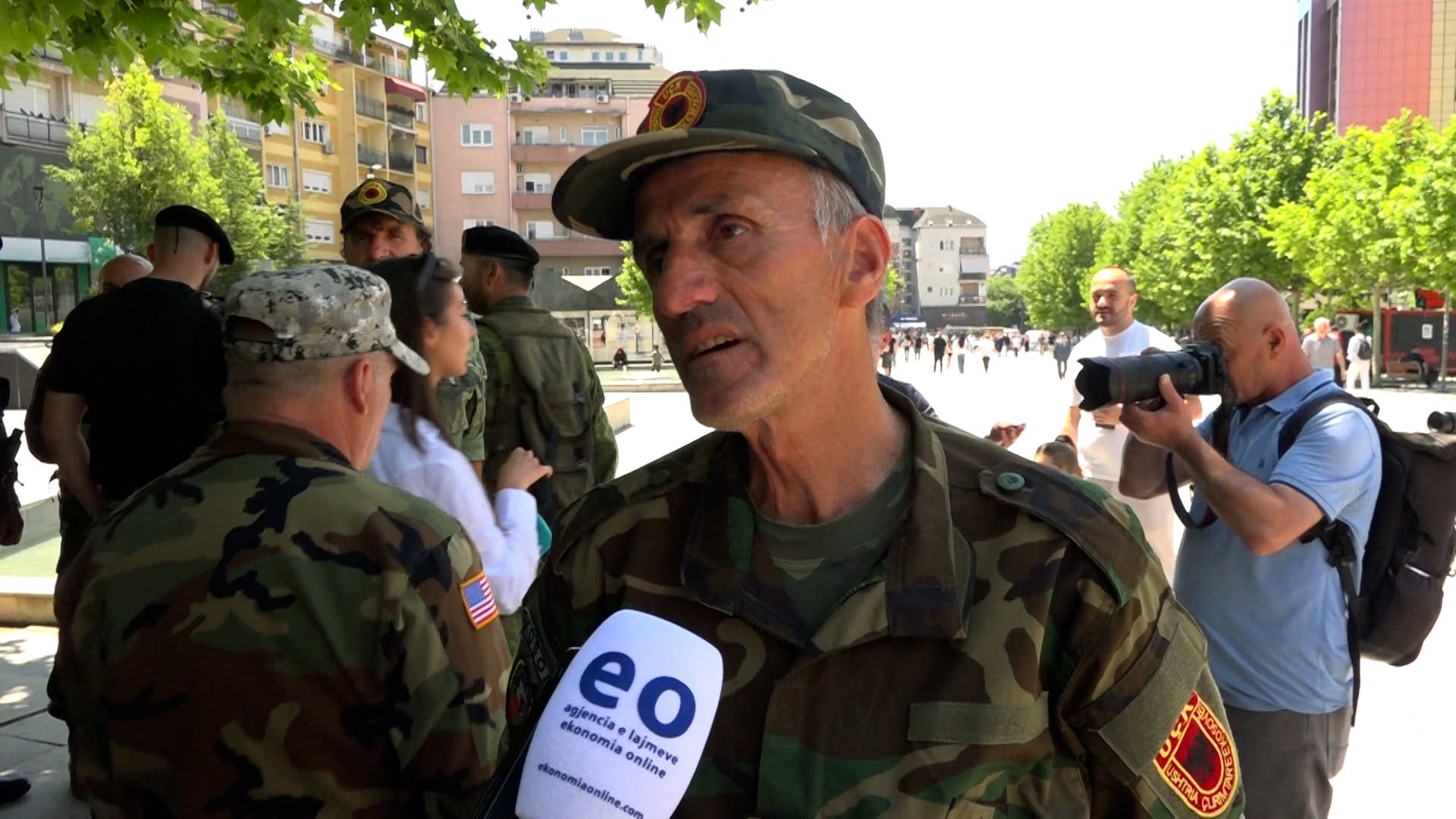 Veteranët në marshin e UÇK-së kërkojnë lirimin e ish-krerëve: Lufta jonë ishte e drejtë